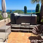 Riviera, Sea View, Pool, Jacuzzi, Sauna, Walk To The Вилла