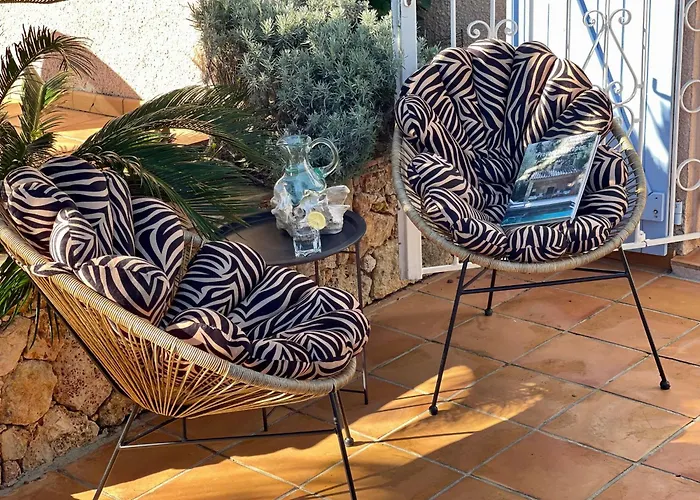 Willa Riviera, Sea View, Pool, Jacuzzi, Sauna, Walk To The