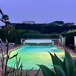 Riviera, Sea View, Pool, Jacuzzi, Sauna, Walk To The וילה סן-מקסים