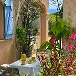Villa Riviera, Sea View, Pool, Jacuzzi, Sauna, Walk To The *