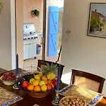 וילה Riviera, Sea View, Pool, Jacuzzi, Sauna, Walk To The *