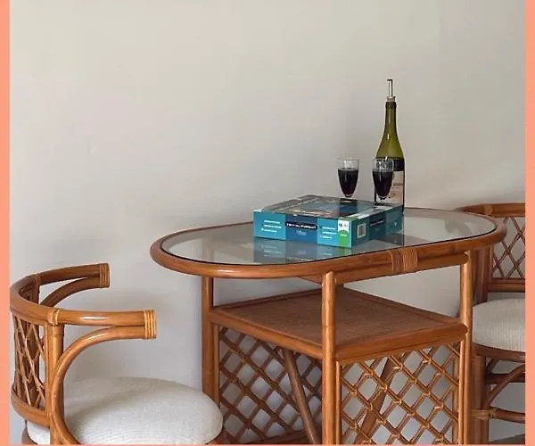 Villa Riviera, Sea View, Pool, Jacuzzi, Sauna, Walk To The