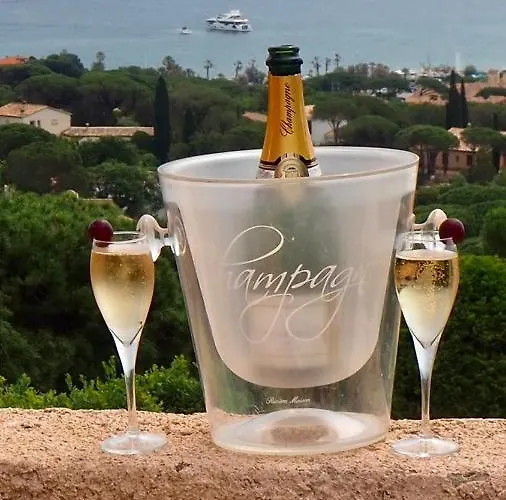 Riviera, Sea View, Pool, Jacuzzi, Sauna, Walk To The * Sainte-Maxime