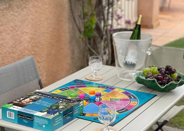 Riviera, Sea View, Pool, Jacuzzi, Sauna, Walk To The Villa *