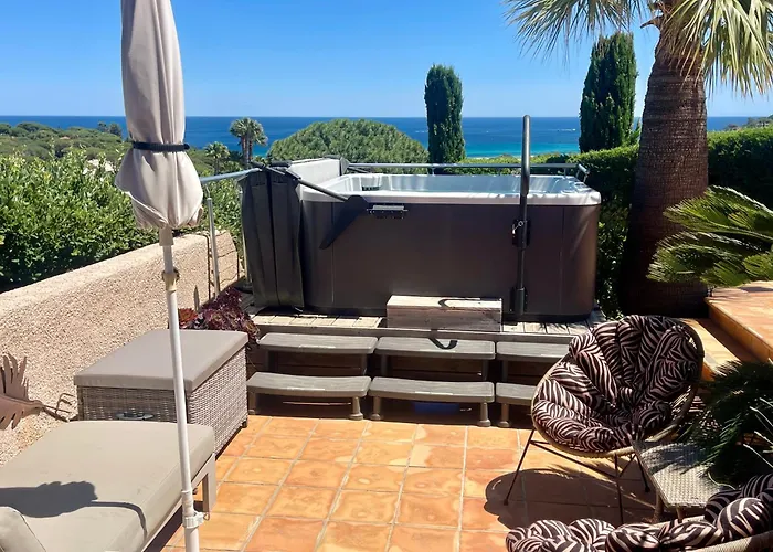 Riviera, Sea View, Pool, Jacuzzi, Sauna, Walk To The Villa