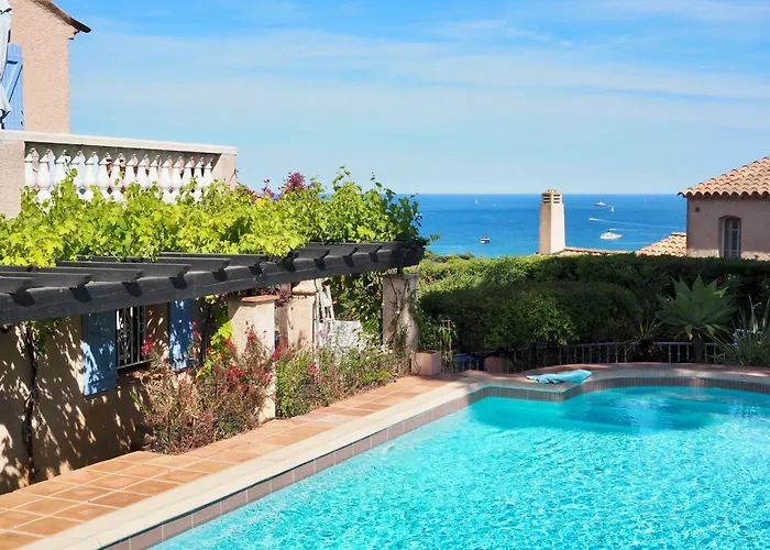 Riviera, Sea View, Pool, Jacuzzi, Sauna, Walk To The * Sainte-Maxime