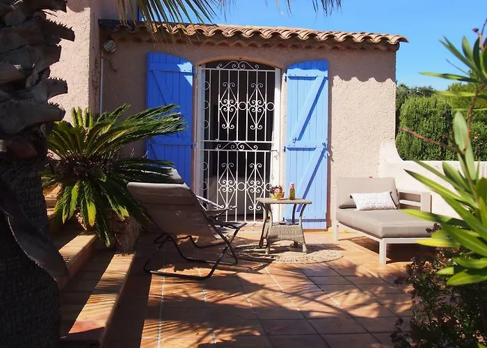 ヴィラ Riviera, Sea View, Pool, Jacuzzi, Sauna, Walk To The