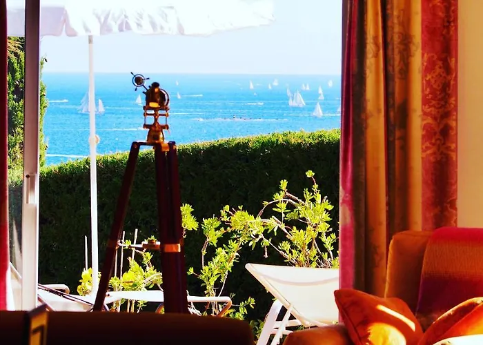 Riviera, Sea View, Pool, Jacuzzi, Sauna, Walk To The Villa *